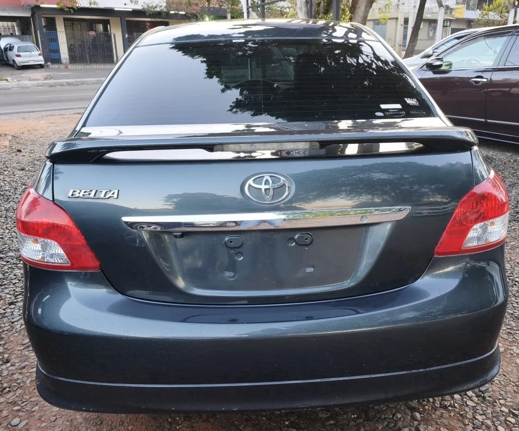 Toyota Belta — foto 3
