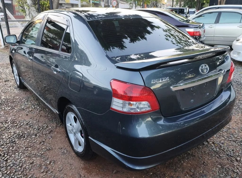 Toyota Belta — foto 7