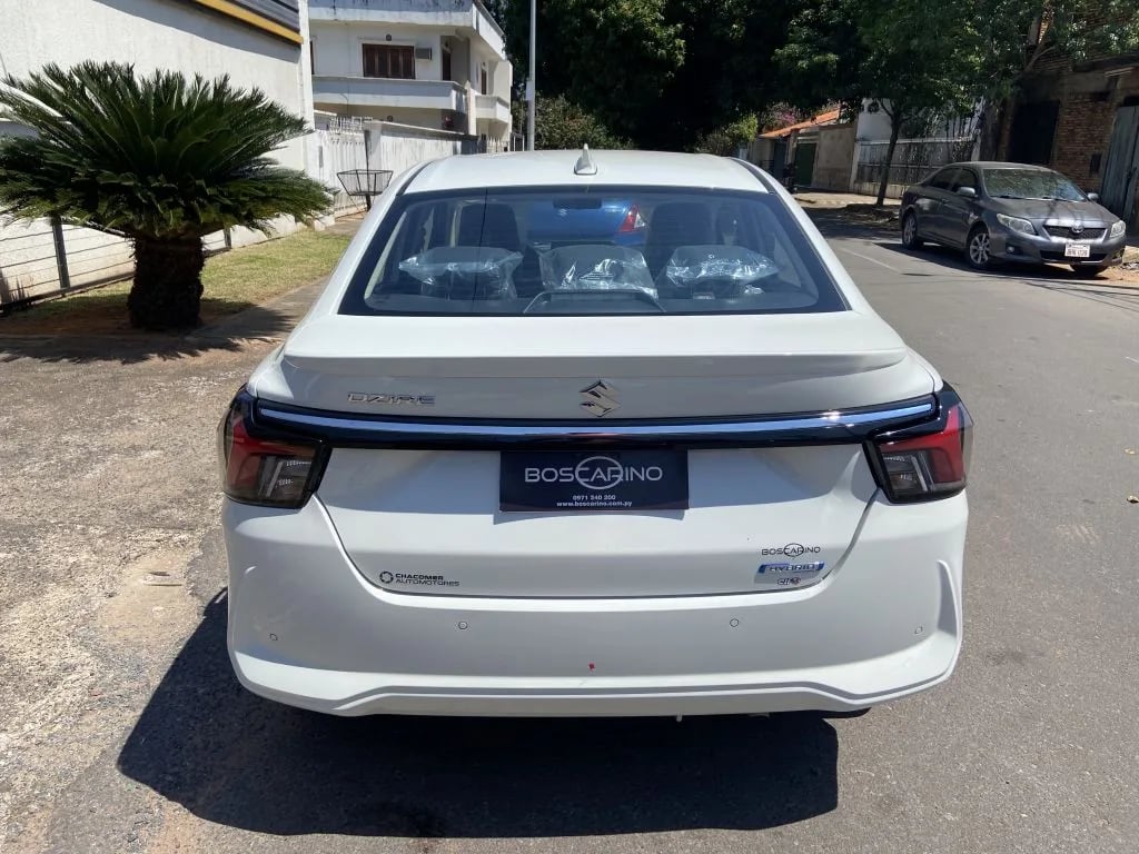 Suzuki Dzire — foto 4