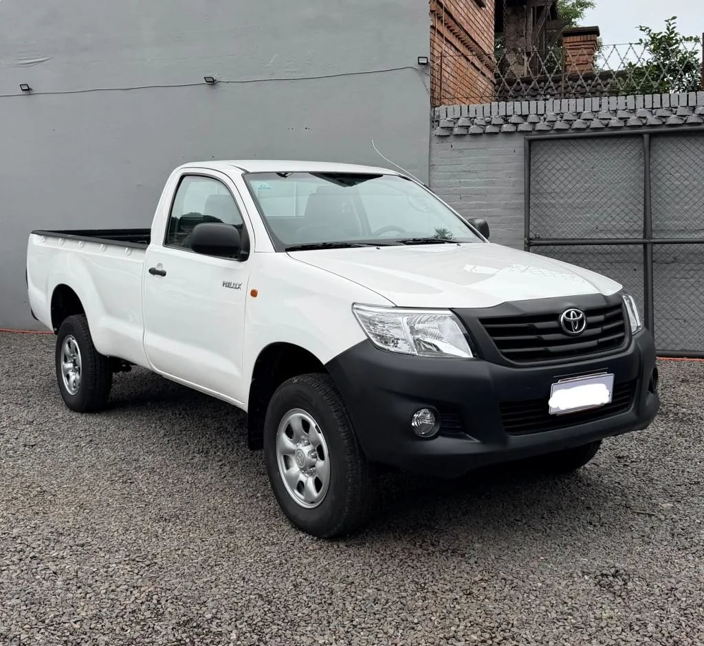 Toyota Hilux — foto 1