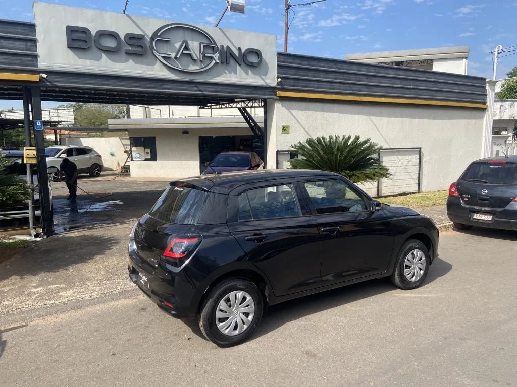 Suzuki Swift — foto 2