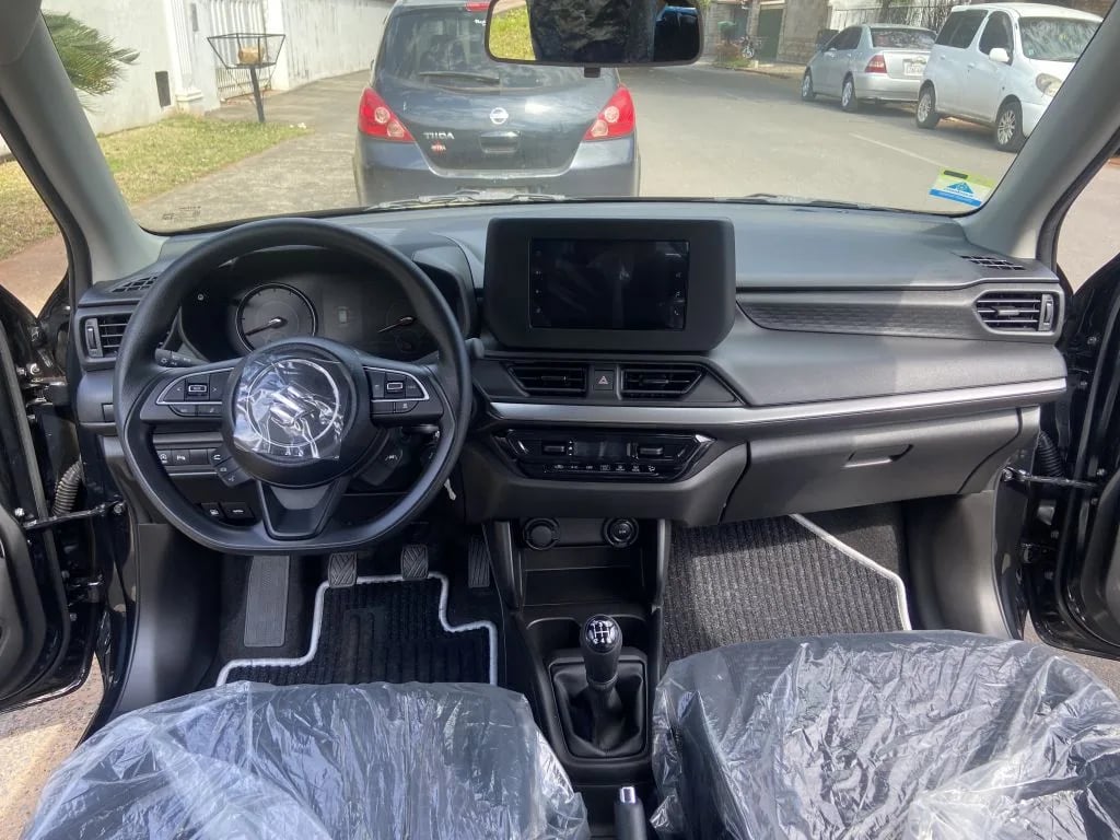 Suzuki Swift — foto 5