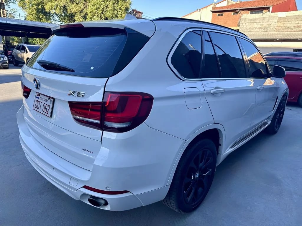 BMW X5 — foto 4