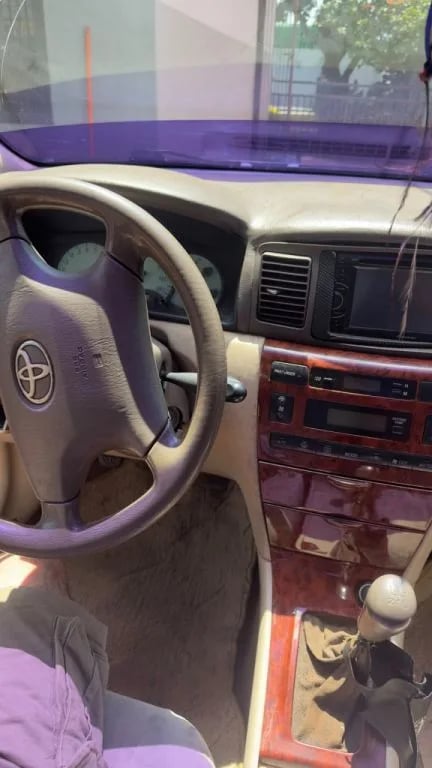 Toyota Corolla — foto 4