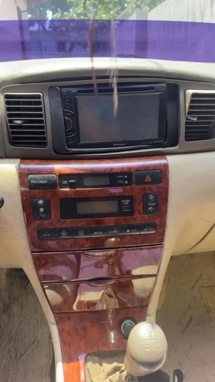 Toyota Corolla — foto 5