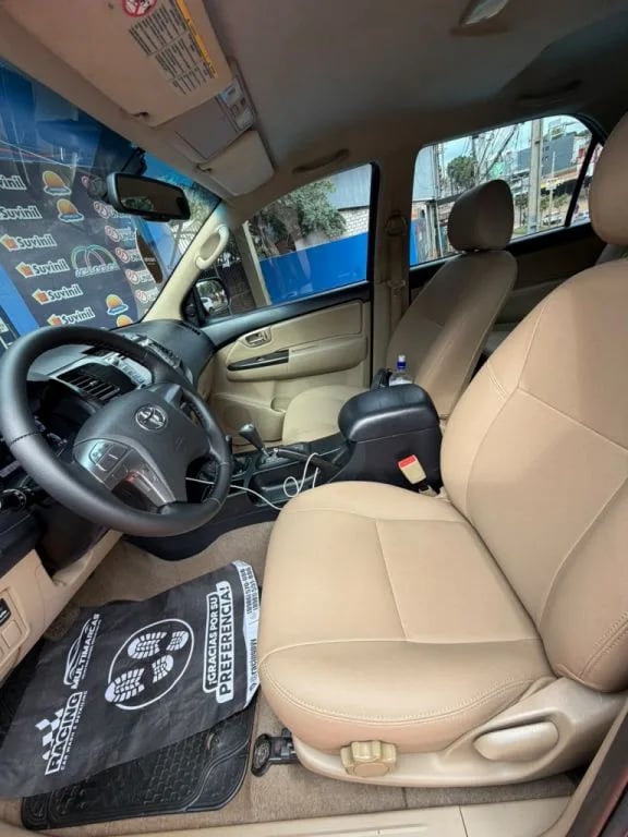 Toyota Fortuner — foto 5