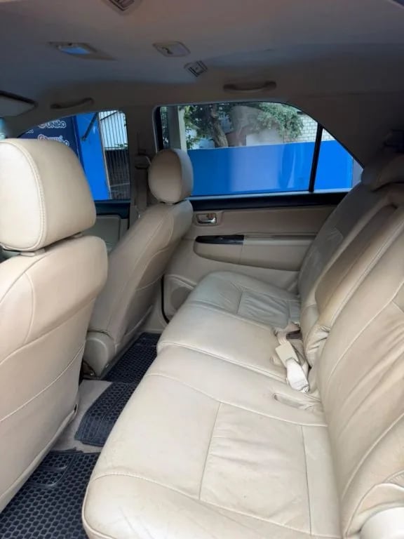 Toyota Fortuner — foto 6