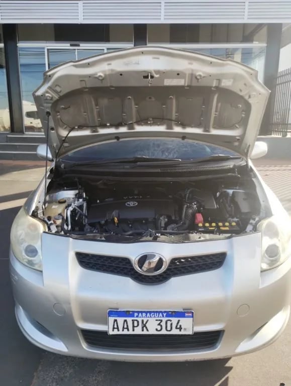 Toyota Auris — foto 4