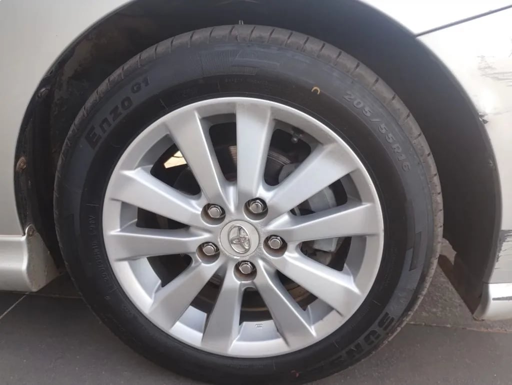 Toyota Auris — foto 9