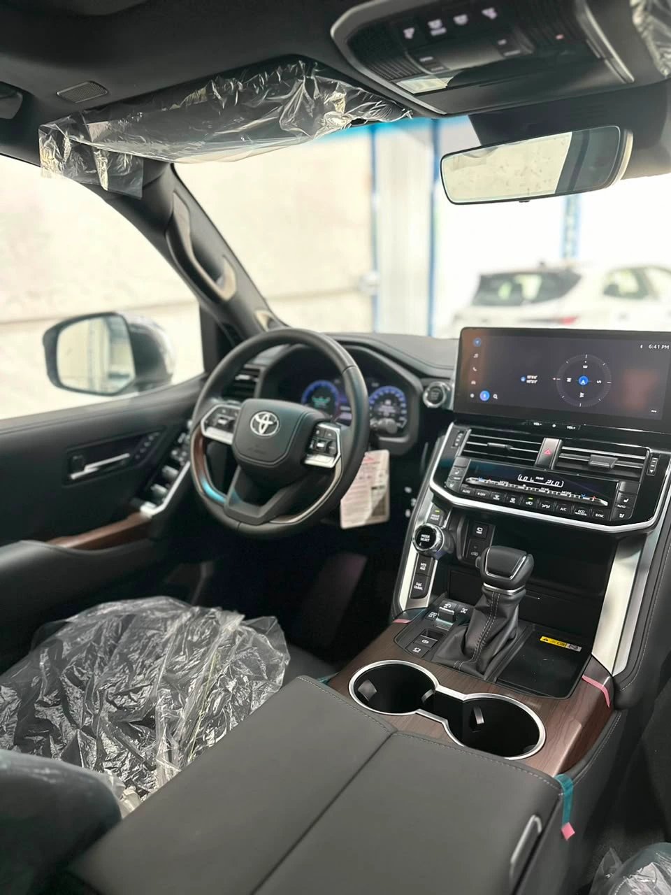 Toyota Land Cruiser — foto 3