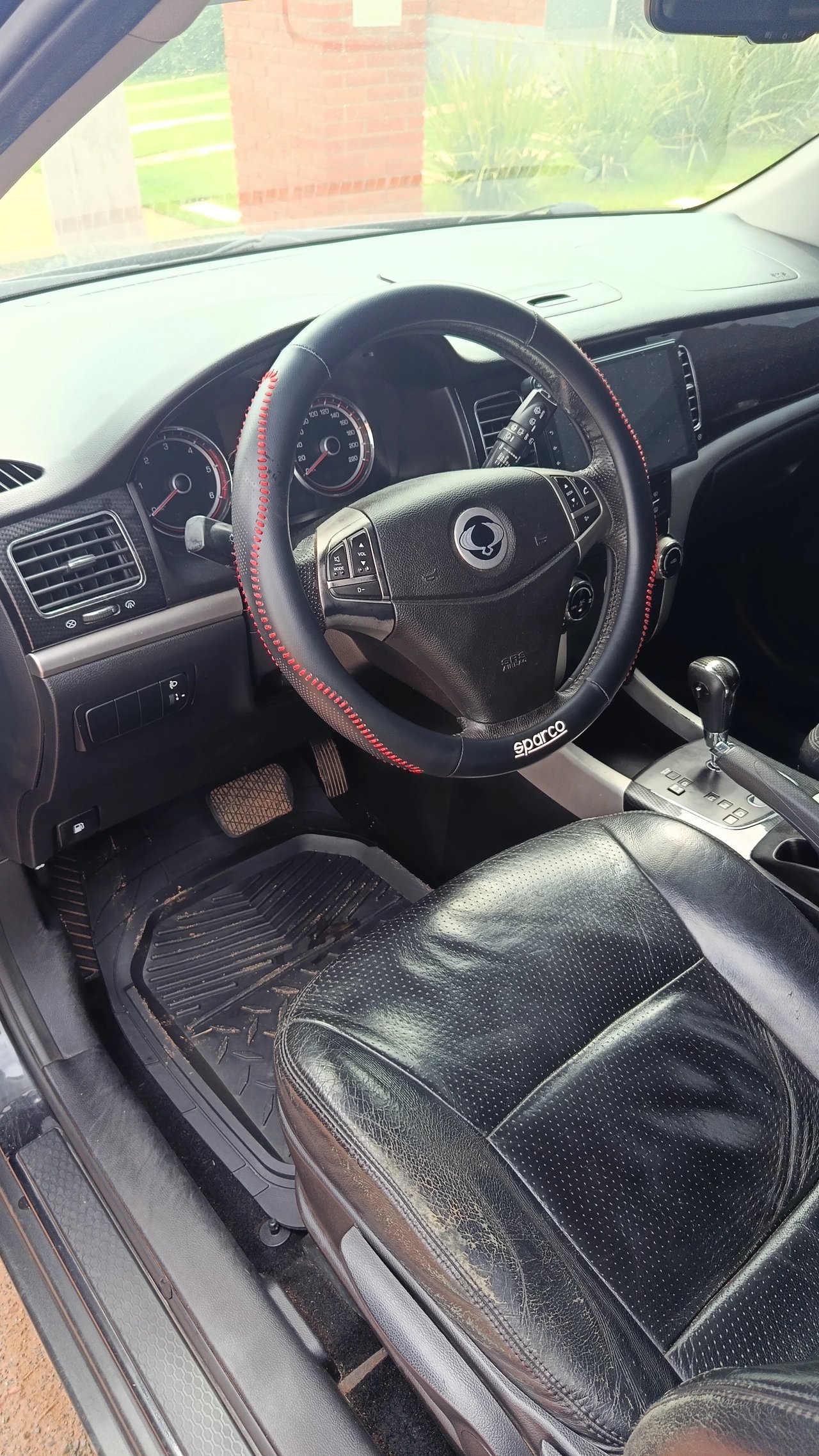 SsangYong Korando — foto 6