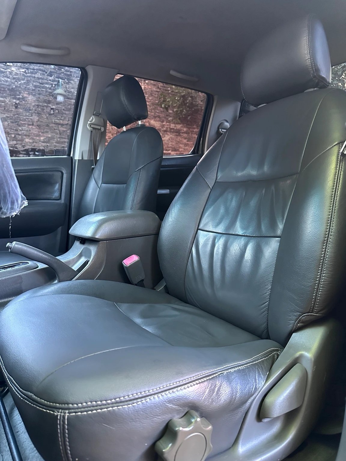 Toyota Hilux — foto 6
