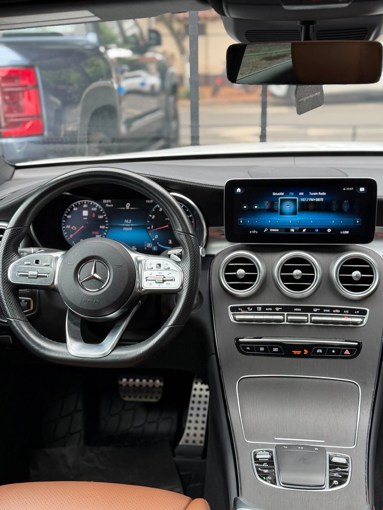 Mercedes-Benz GLC 300 — foto 5