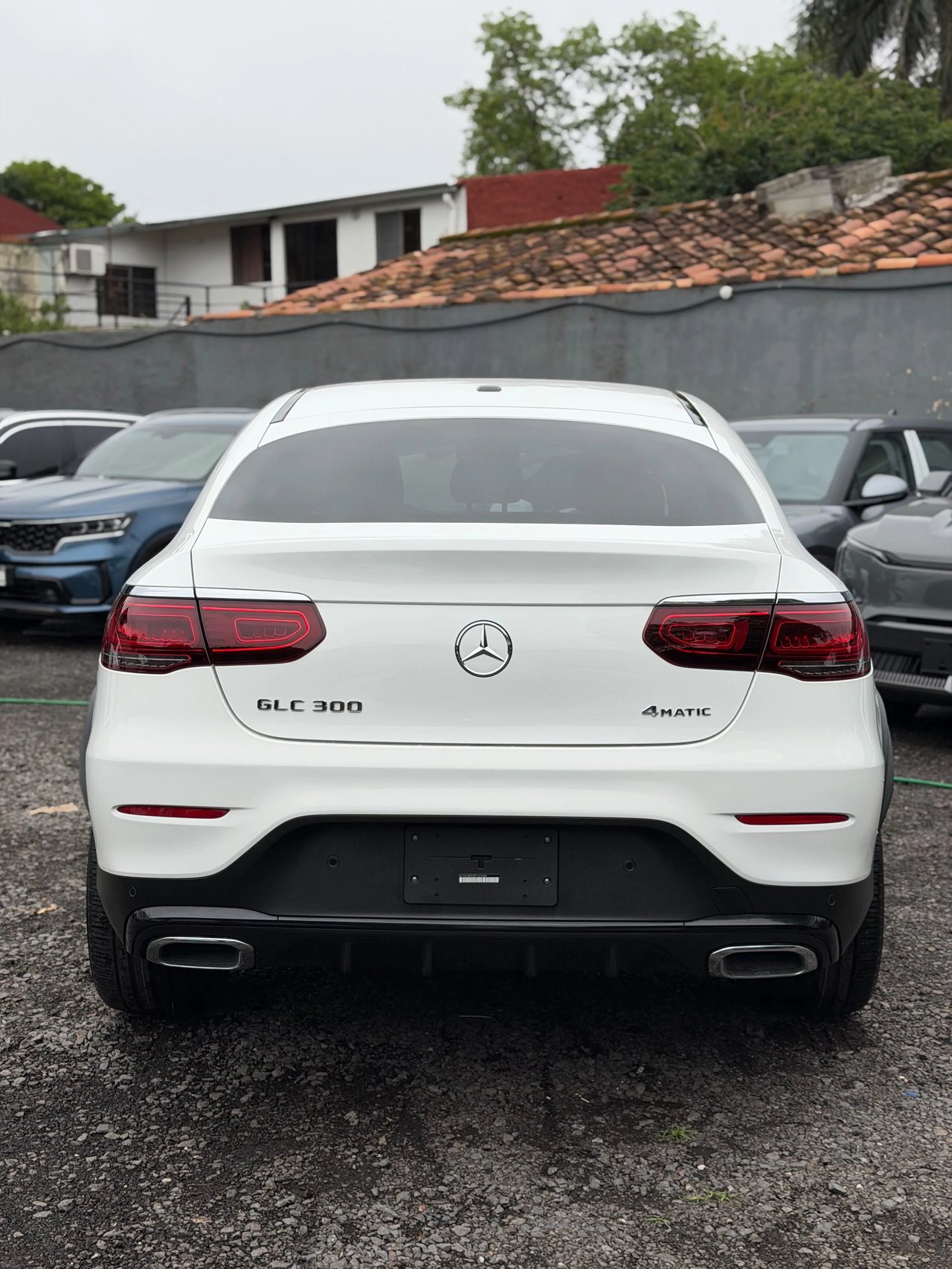 Mercedes-Benz GLC 300 — foto 8