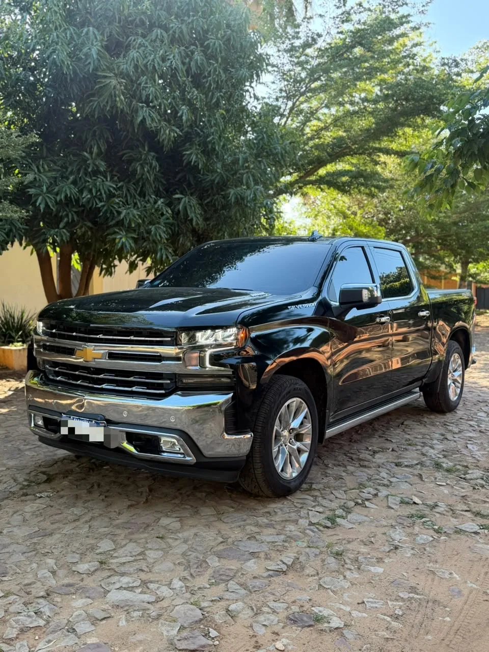 Chevrolet Silverado — foto 1