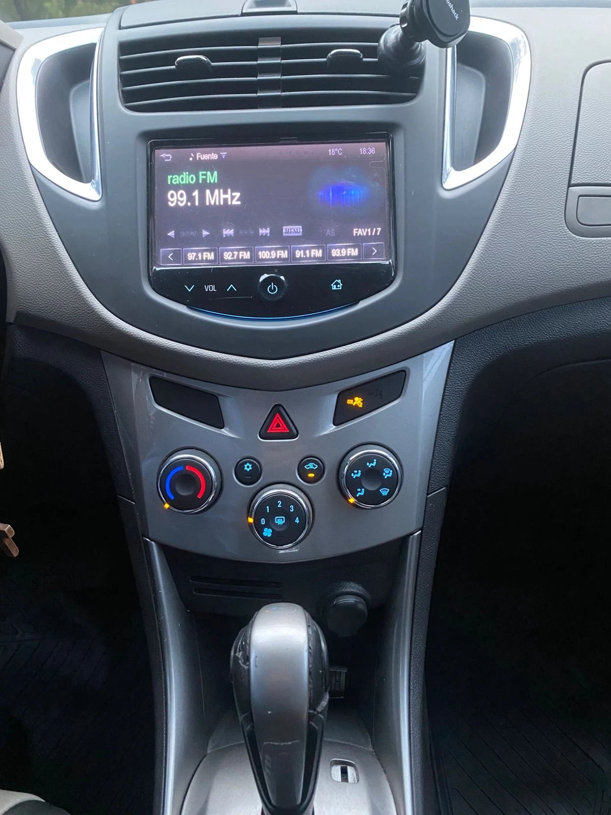 Chevrolet Tracker — foto 3