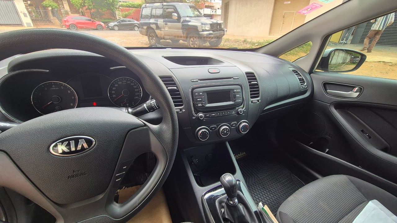 Kia Cerato — foto 4