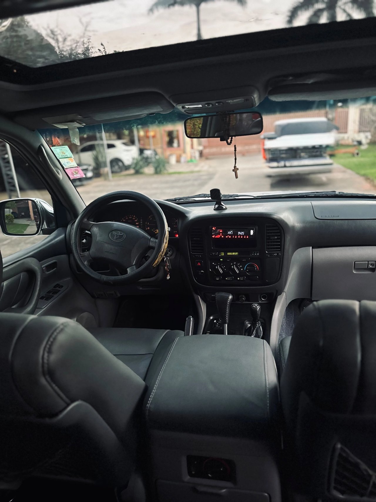 Toyota Land Cruiser — foto 2