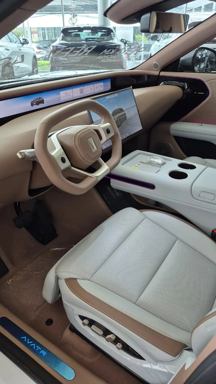 Changan AVATR 07 — foto 9