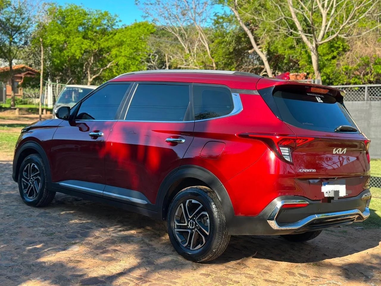 Kia Carens — foto 6