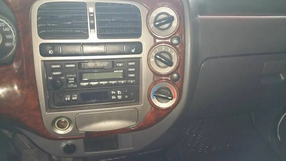 Kia Besta — foto 6