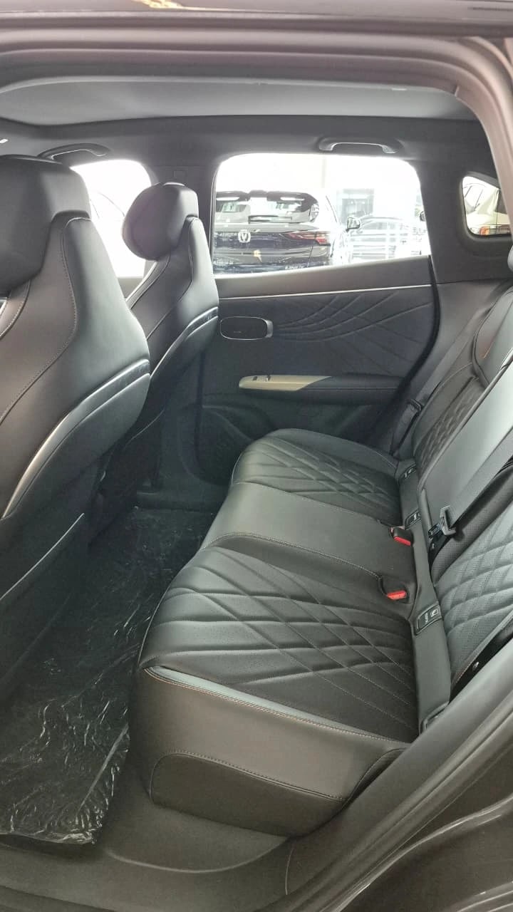 Changan Deepal S07 — foto 8