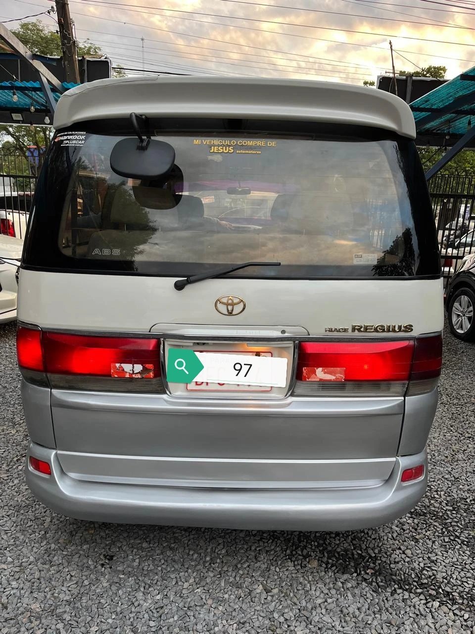 Toyota Regius — foto 2