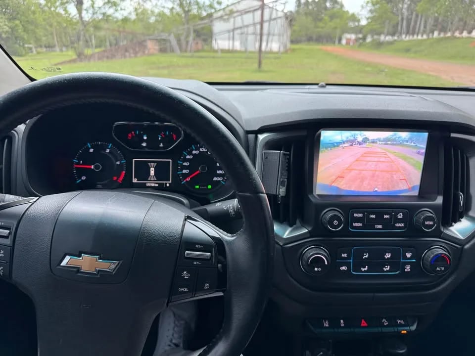 Chevrolet S10 — foto 5
