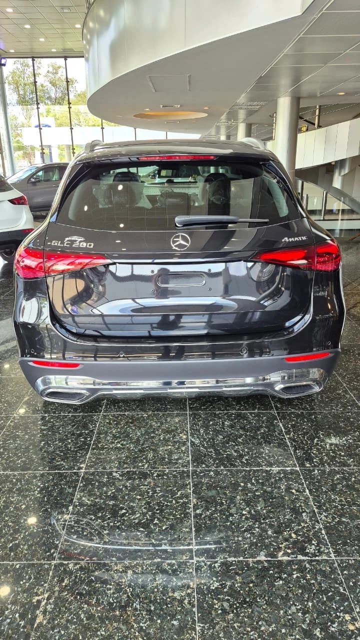 Mercedes-Benz GLC 200 — foto 6