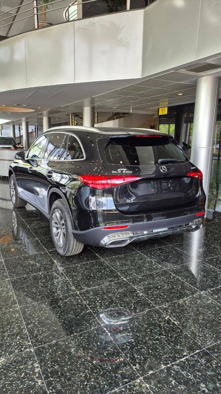 Mercedes-Benz GLC 200 — foto 7