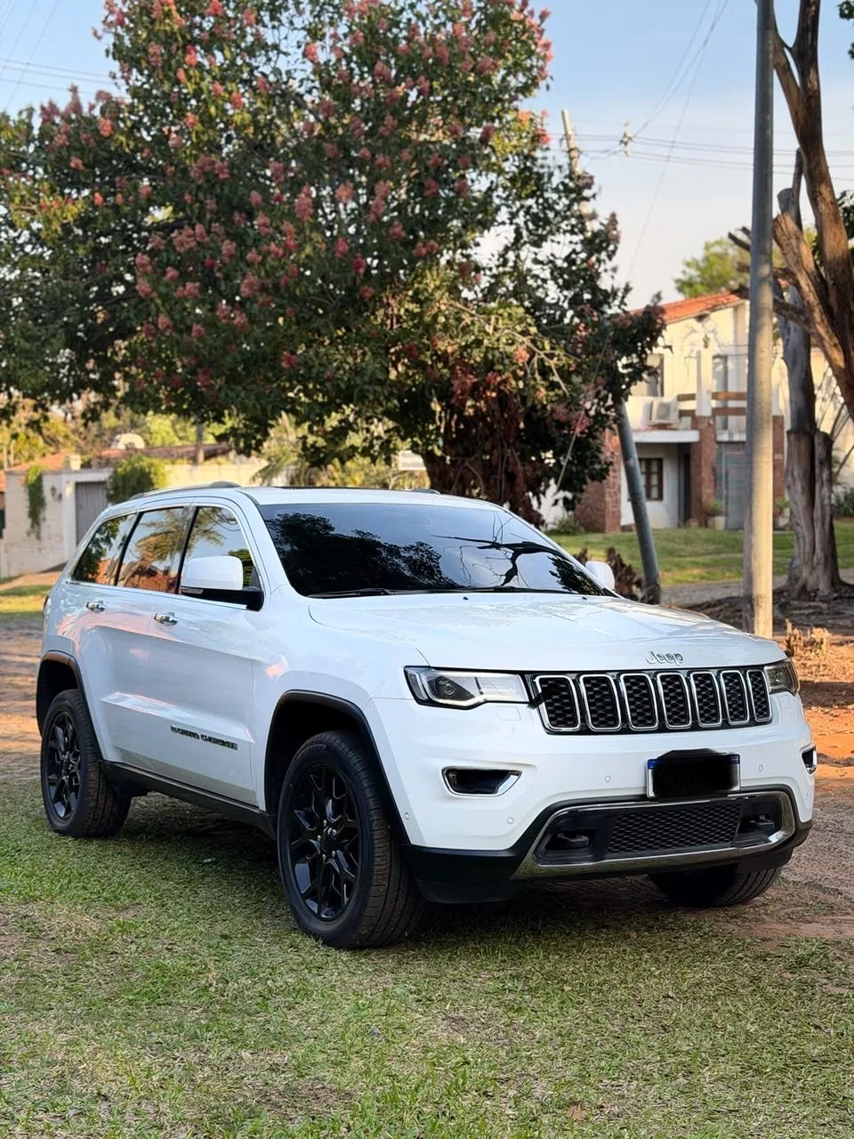Jeep Grand Cherokee — foto 3
