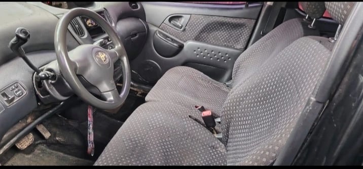 Toyota Funcargo — foto 4