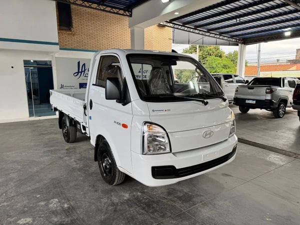 Hyundai H 100
